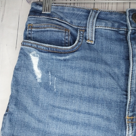 LC Lauren Conrad Women's Blue Distressed Skinny Ankle Jeans - Picture 7 of 14